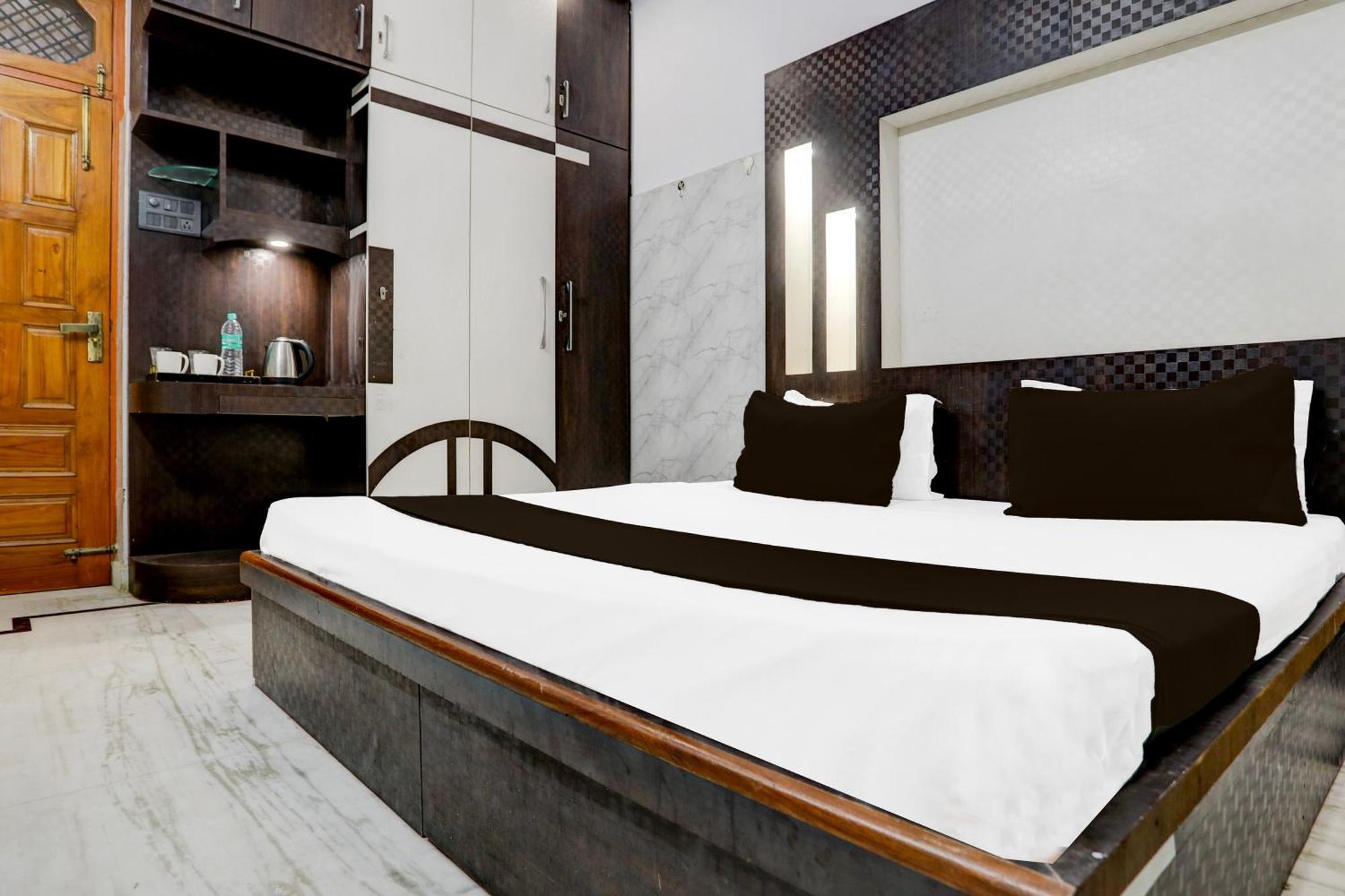 Super O Kd Palace Lucknow